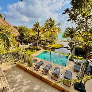 ***** Hotel La Albarina México