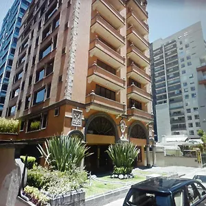  Apartamento Aaa, Jacuzzi, Wifi, Cable, Internet, Malls, Cines, Transporte...todo A Pocos Pasos.